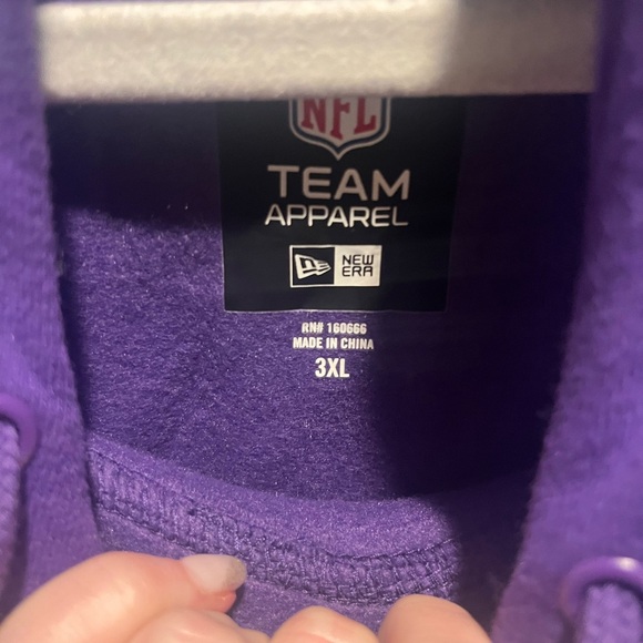 NWT Men’s 3XL New Era Baltimore Ravens Colorblock Raglan Fleece Hoodie - Picture 6 of 6